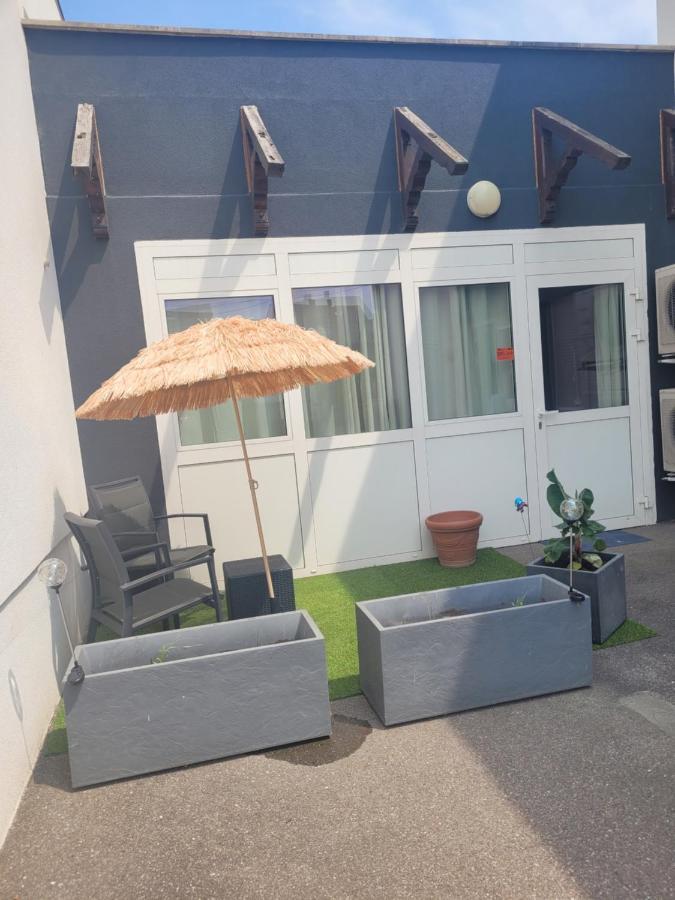 Gite Les Lauriers Colmar Exterior foto